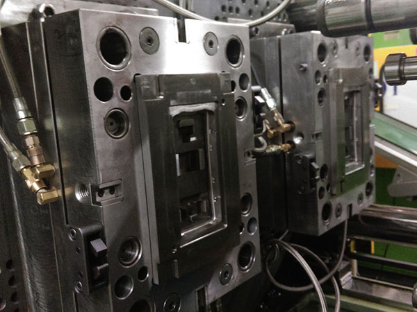 Yomura Double Injection Mold